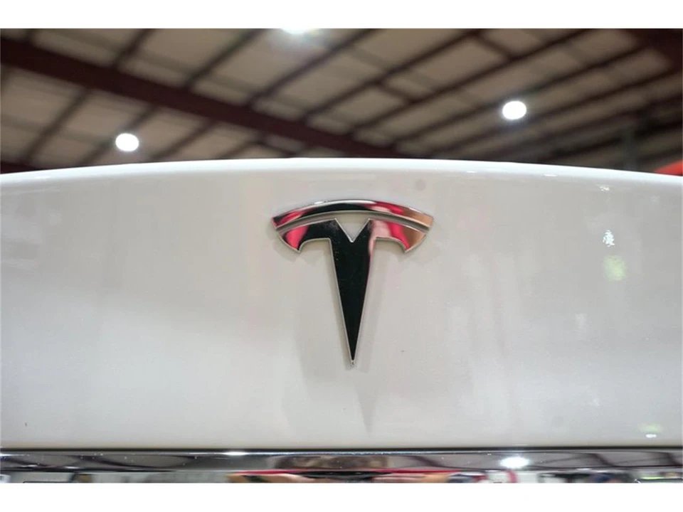 2019 Tesla Model S - Image 22 of 31
