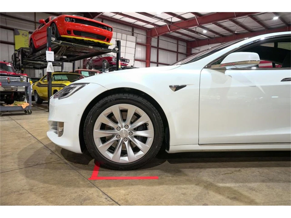 2019 Tesla Model S - Image 3 of 31