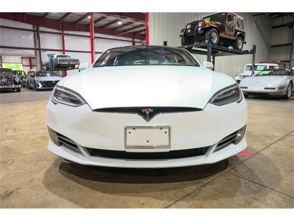 2019 Tesla Model S - Image 13 of 31