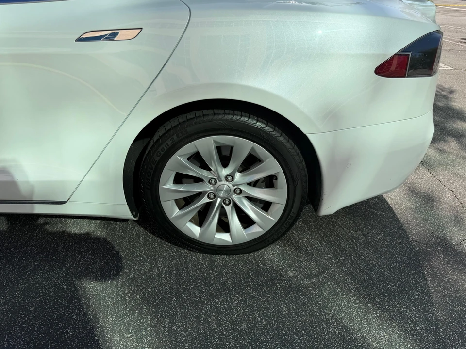2019 Tesla Model S - Image 23 of 31