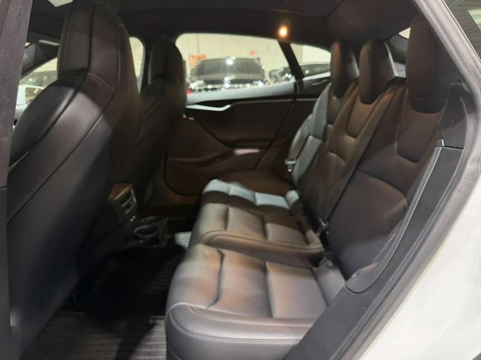 2019 Tesla Model S - Image 7 of 12