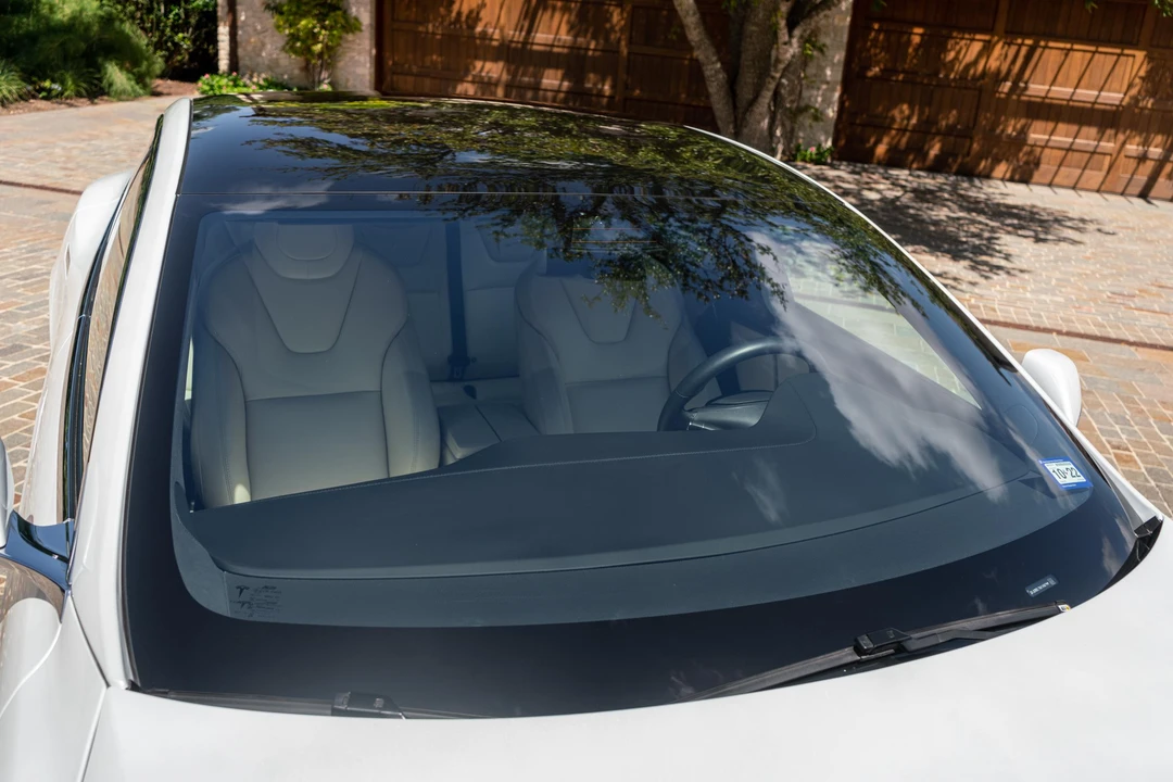 2019 Tesla Model S - Image 12 of 31