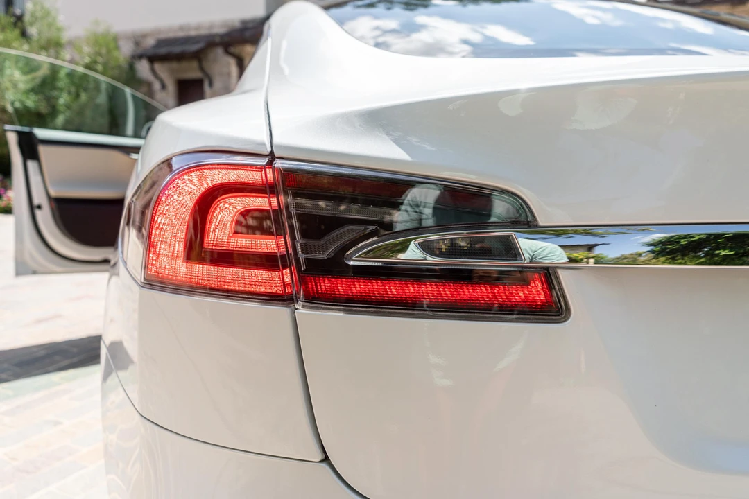 2019 Tesla Model S - Image 31 of 31