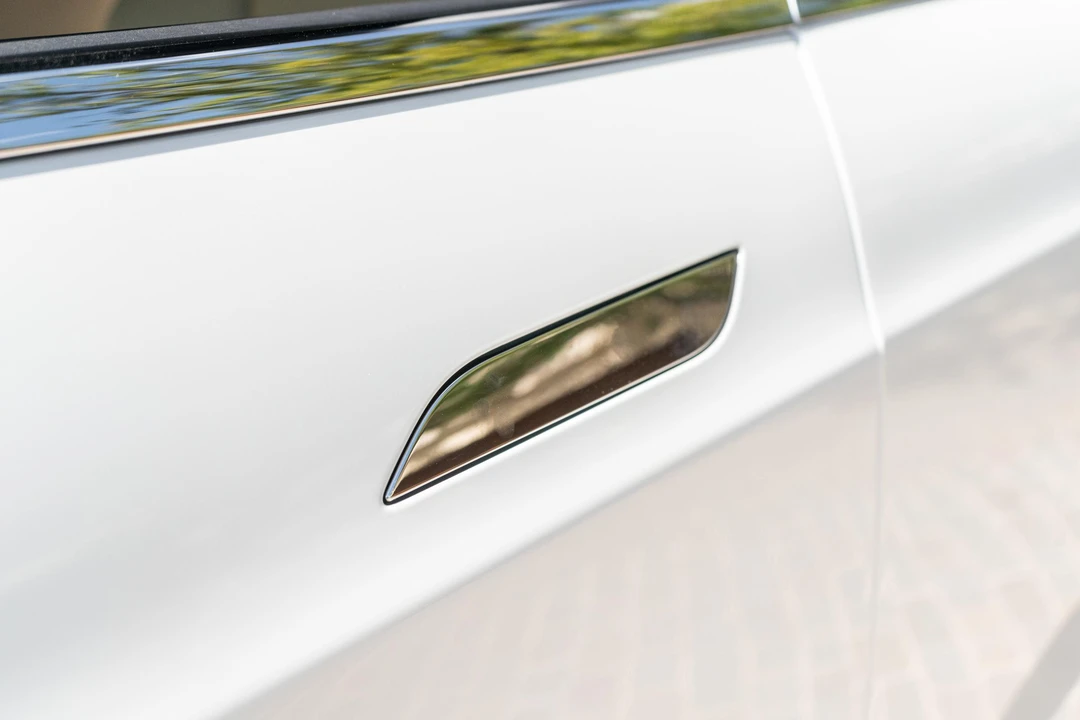 2019 Tesla Model S - Image 24 of 31