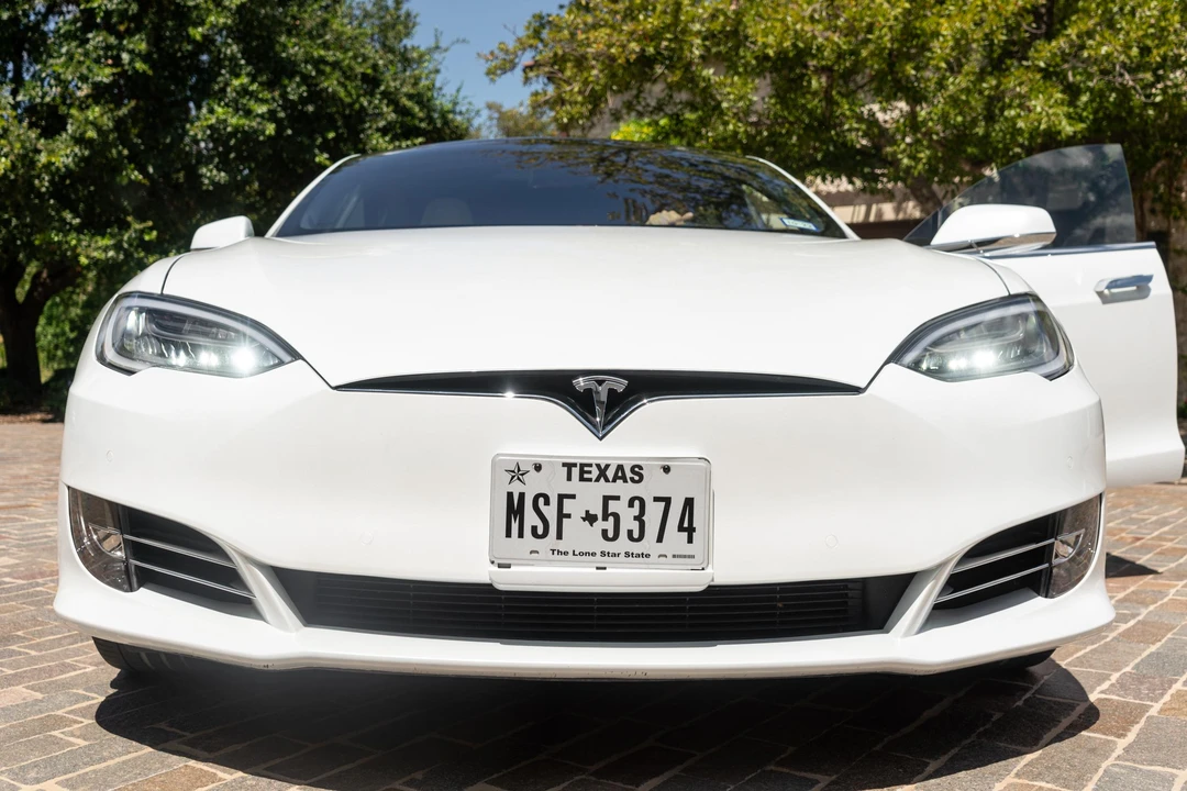 2019 Tesla Model S - Image 6 of 31