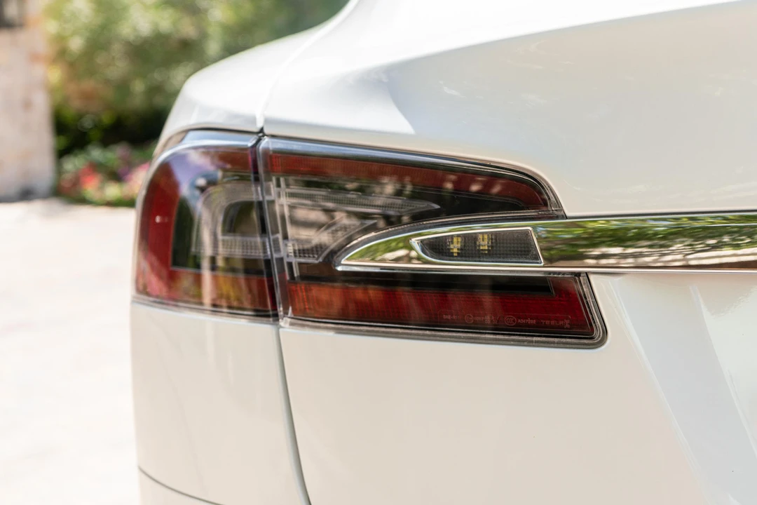 2019 Tesla Model S - Image 30 of 31