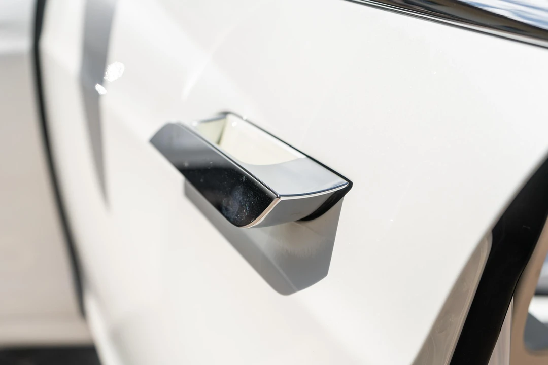 2019 Tesla Model S - Image 25 of 31