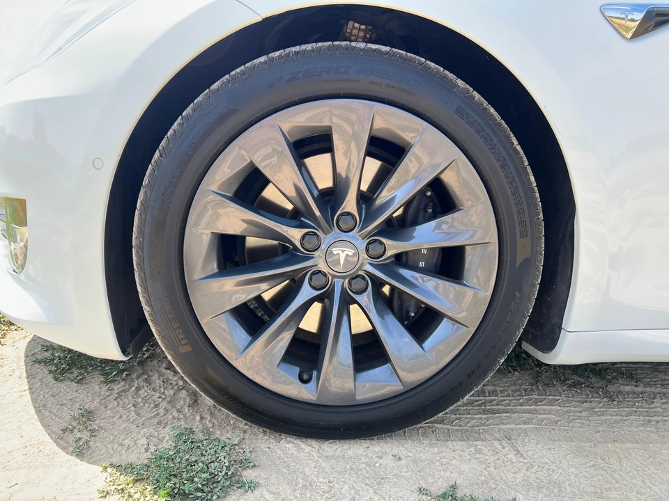 2019 Tesla Model S - Image 24 of 31