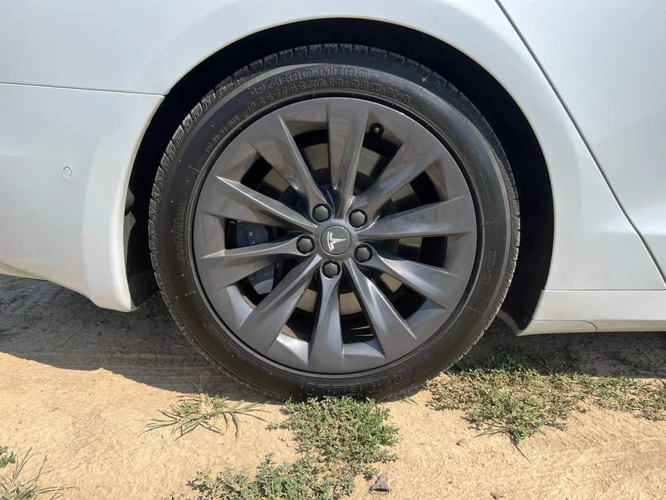 2019 Tesla Model S - Image 26 of 31