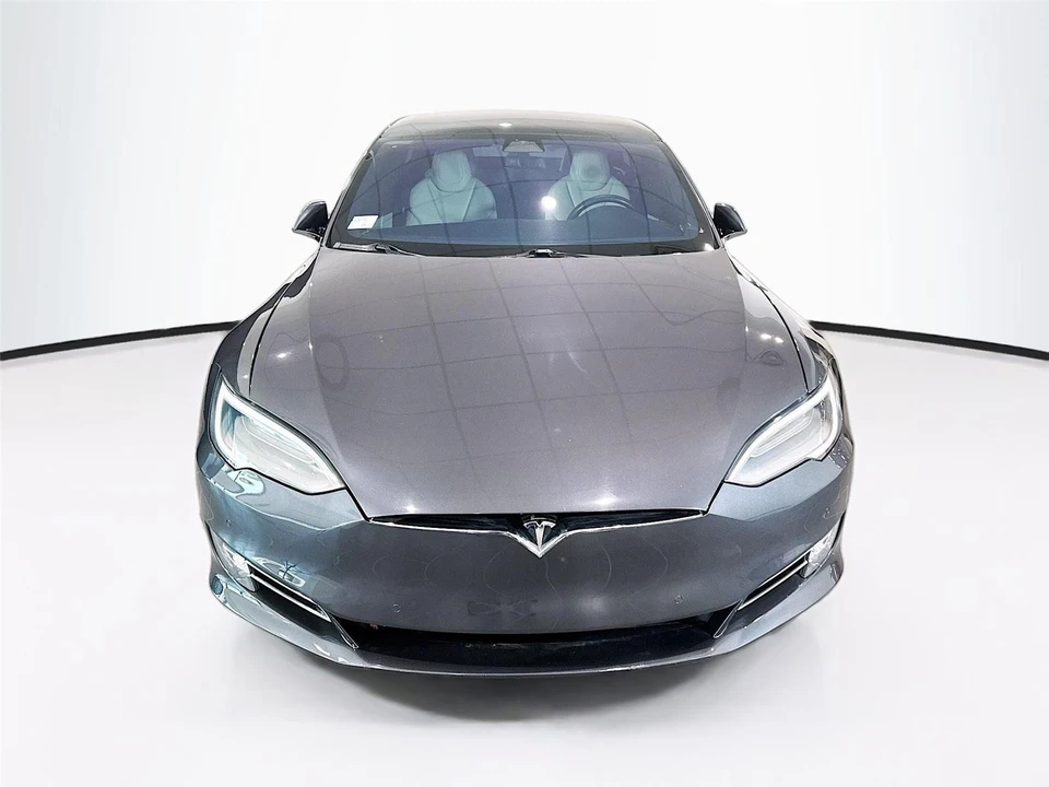 2019 Tesla Model S - Image 8 of 8