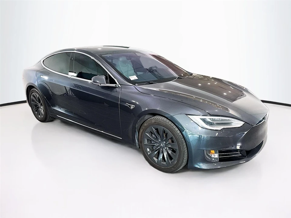2019 Tesla Model S - Image 7 of 8