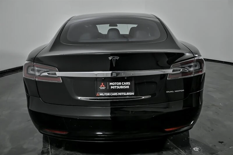 2019 Tesla Model S - Image 9 of 12