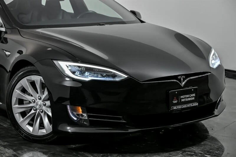 2019 Tesla Model S - Image 2 of 12