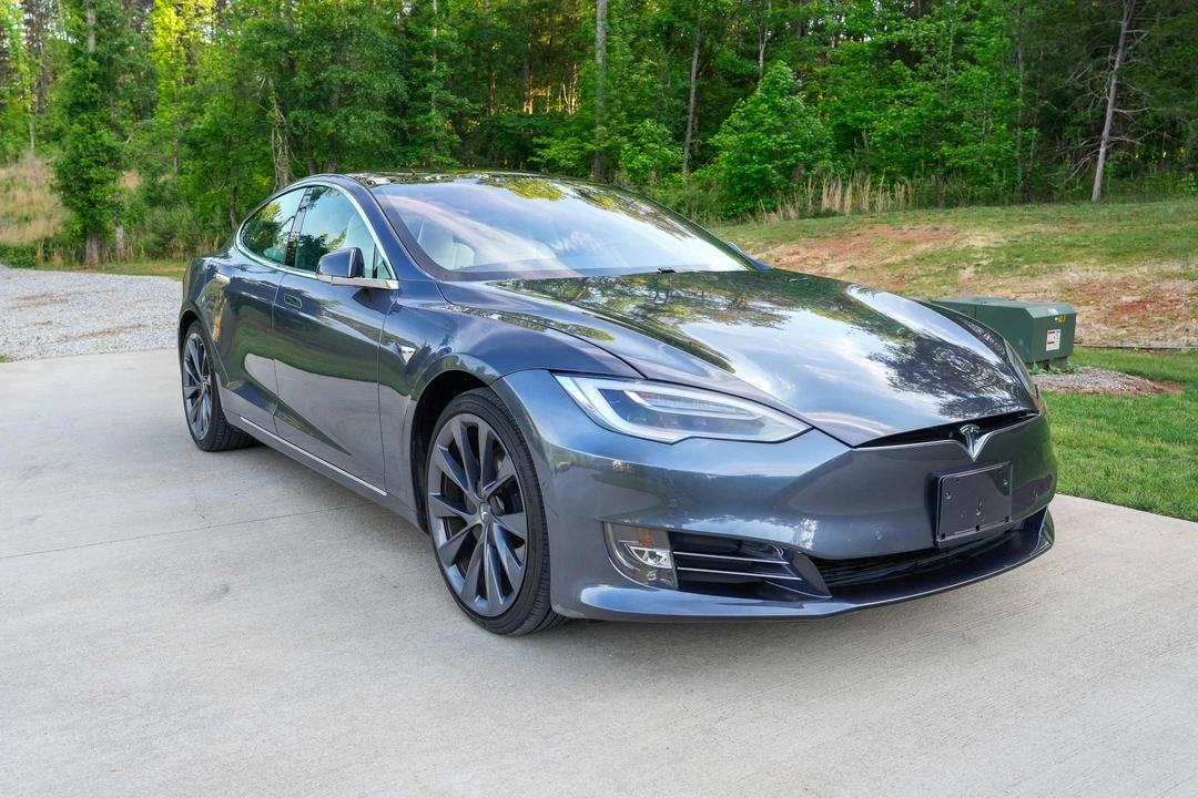 2019 Tesla Model S - Image 11 of 31