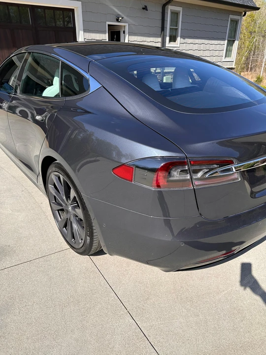 2019 Tesla Model S - Image 17 of 31