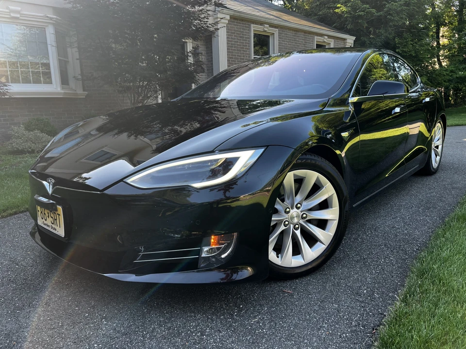 2019 Tesla Model S - Image 13 of 31