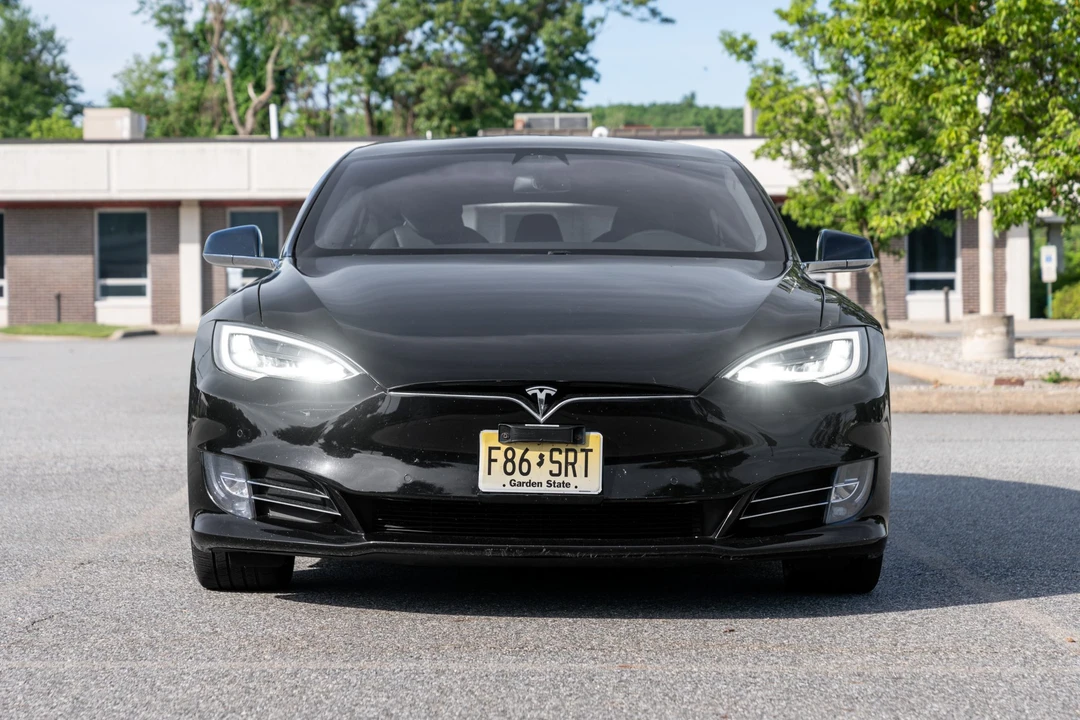 2019 Tesla Model S - Image 11 of 31