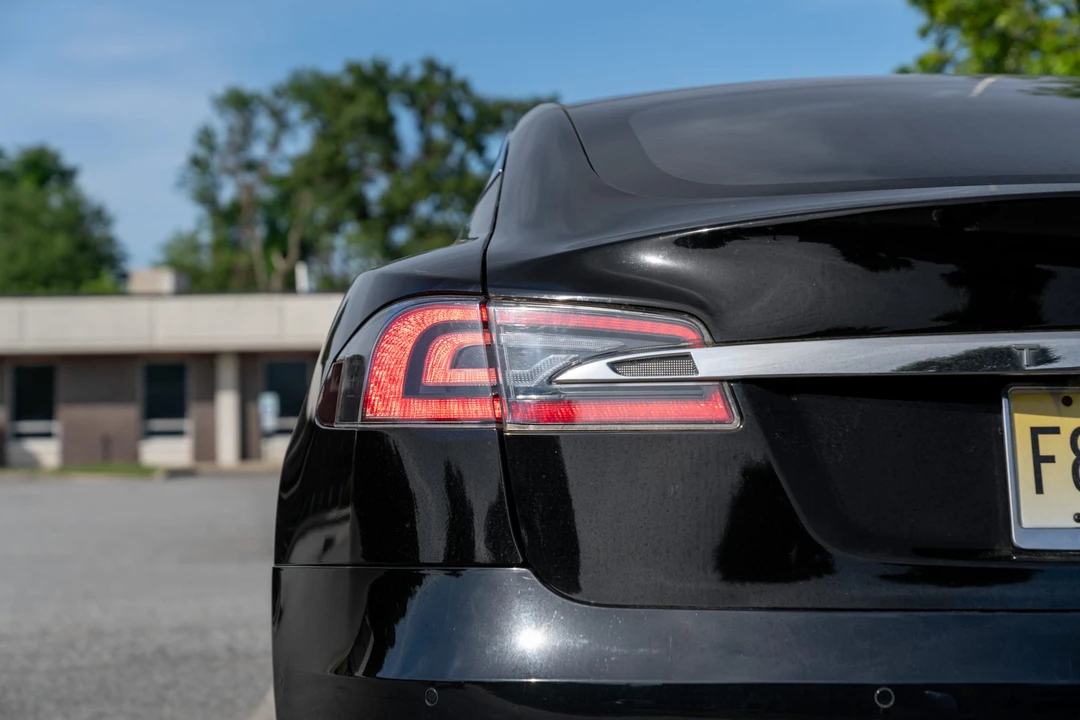 2019 Tesla Model S - Image 20 of 31