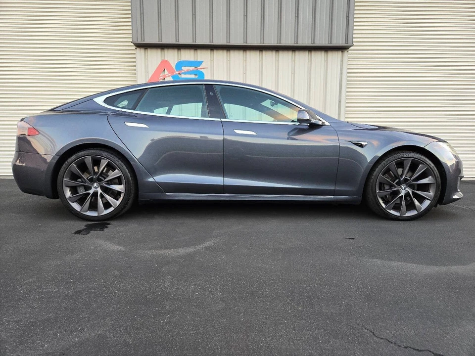 2019 Tesla Model S - Image 10 of 21