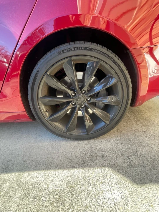 2019 Tesla Model S - Image 7 of 13