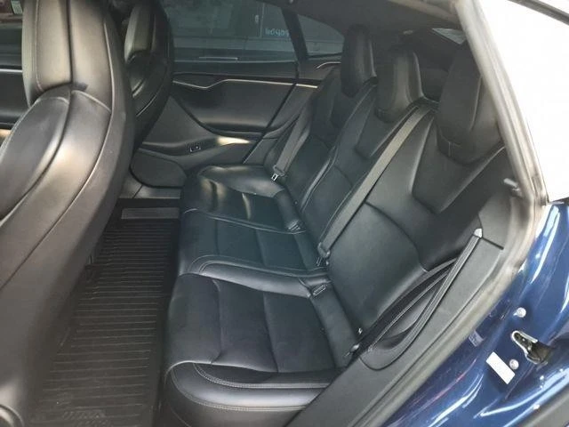 2019 Tesla Model S - Image 8 of 10