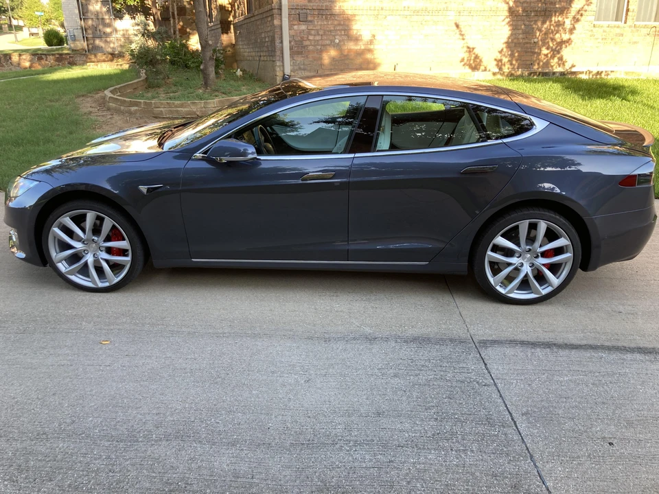 2019 Tesla Model S - Image 7 of 31