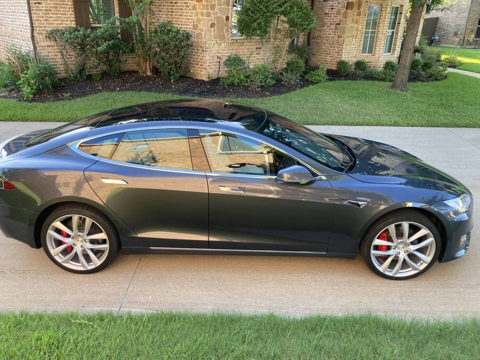 2019 Tesla Model S - Image 11 of 31