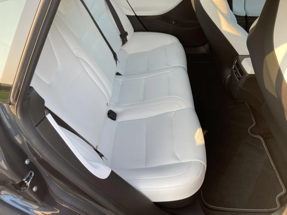 2019 Tesla Model S - Image 29 of 31
