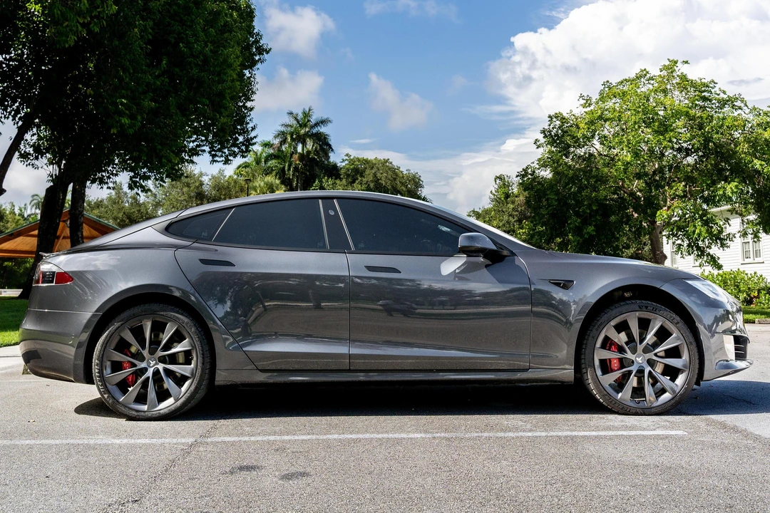 2019 Tesla Model S - Image 3 of 31