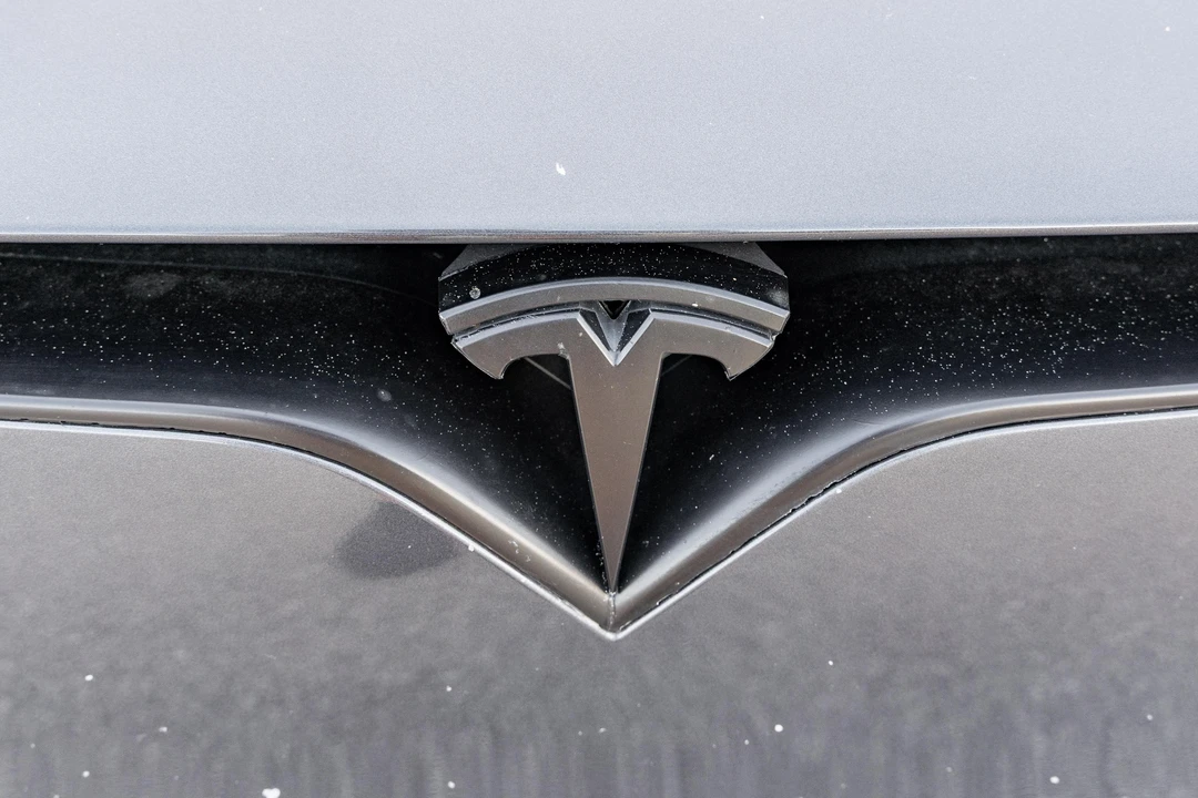 2019 Tesla Model S - Image 14 of 31
