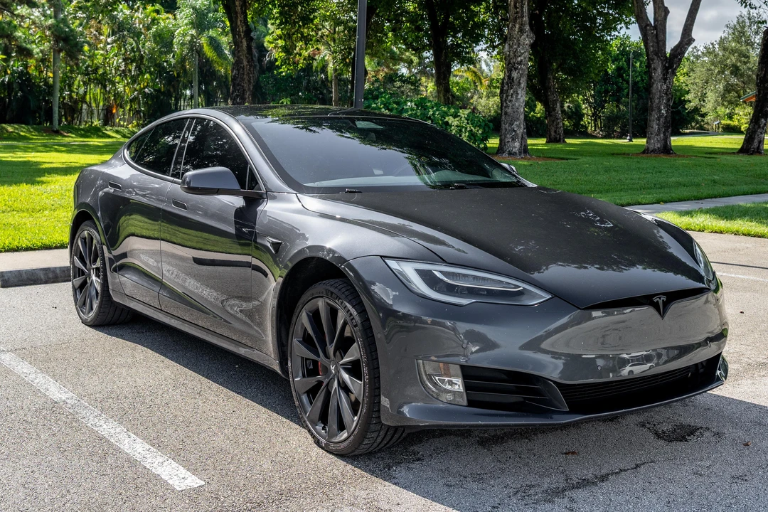 2019 Tesla Model S - Image 10 of 31