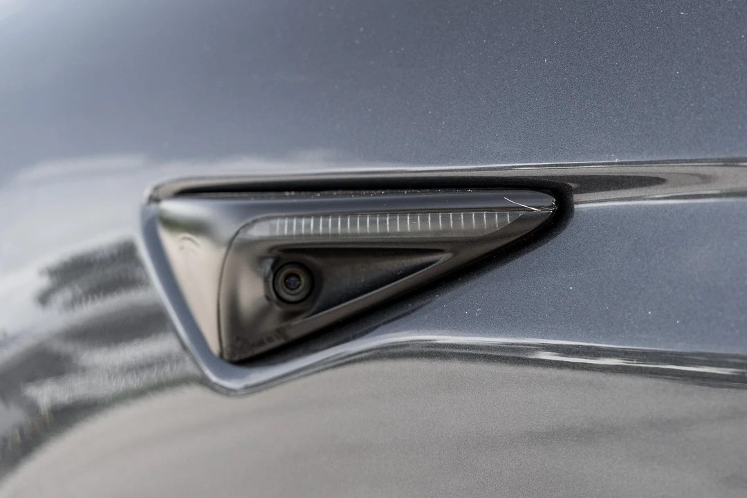 2019 Tesla Model S - Image 19 of 31