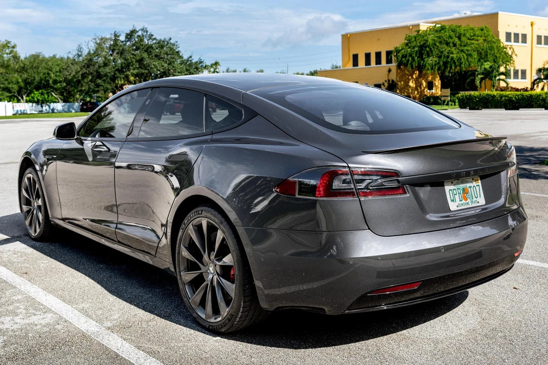 2019 Tesla Model S - Image 4 of 31