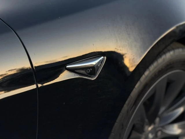 2019 Tesla Model S - Image 8 of 12