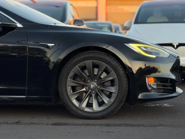 2019 Tesla Model S - Image 7 of 12
