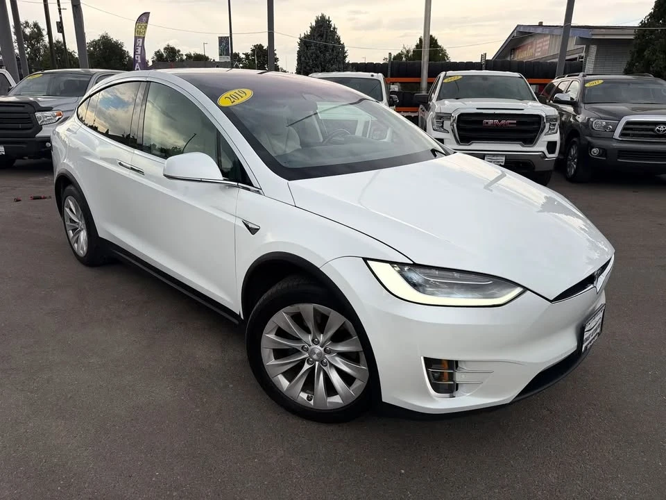 2019 Tesla Model X - Image 3 of 20
