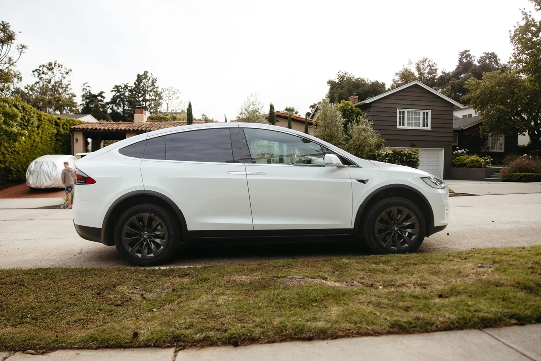 2019 Tesla Model X - Image 28 of 31