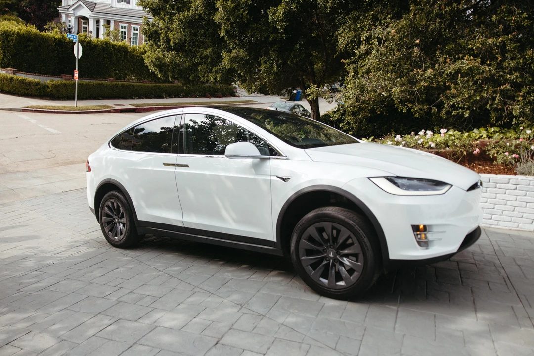 2019 Tesla Model X - Image 29 of 31