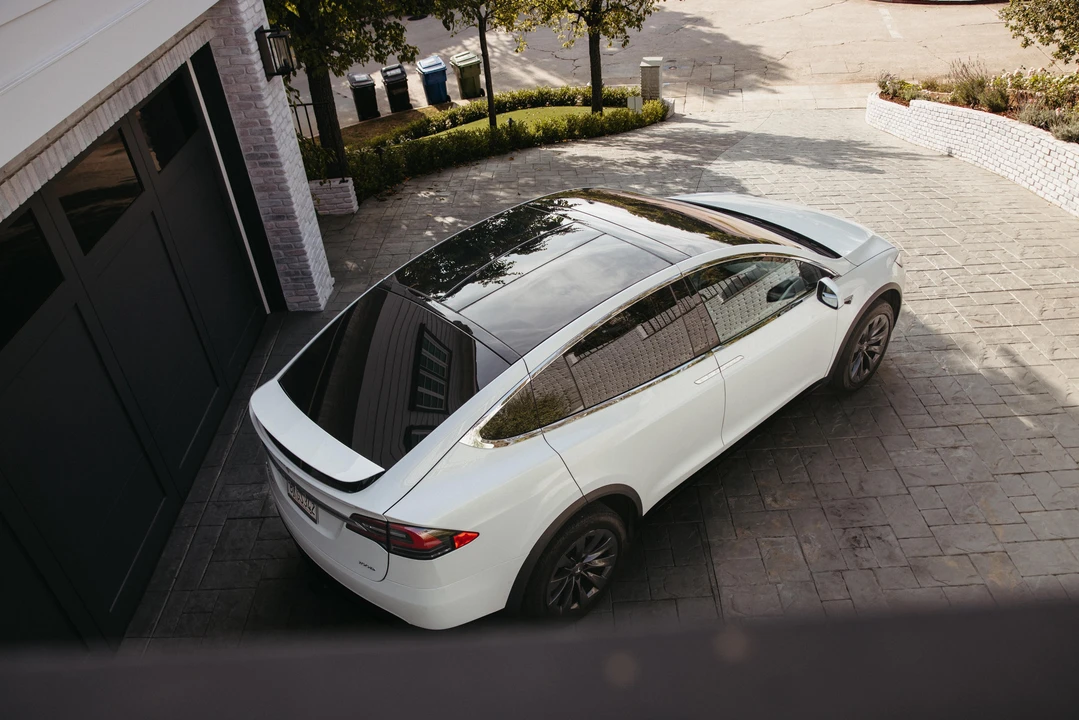2019 Tesla Model X - Image 25 of 31