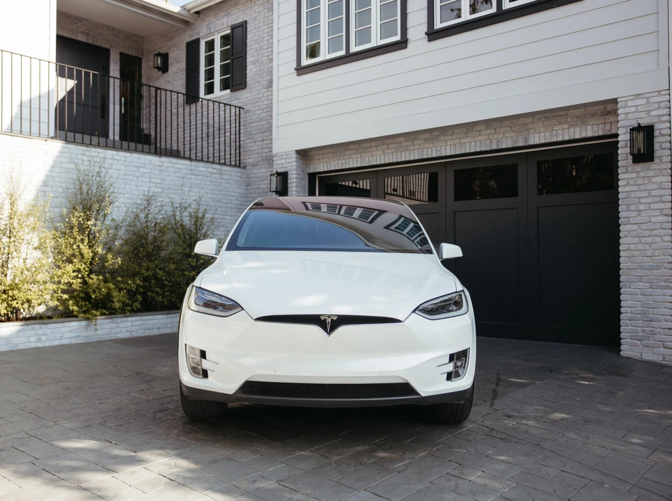 2019 Tesla Model X - Image 10 of 31