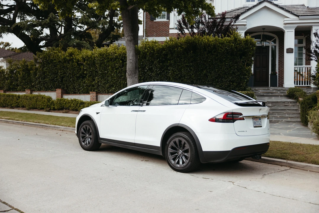 2019 Tesla Model X - Image 19 of 31