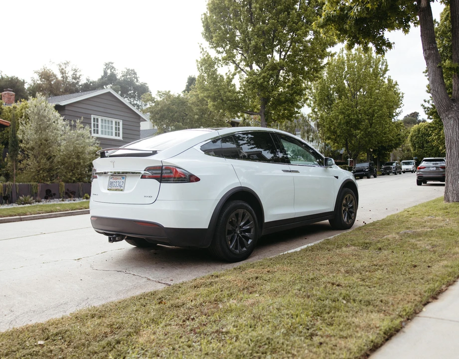 2019 Tesla Model X - Image 23 of 31