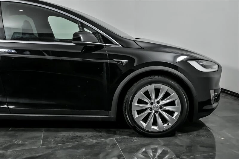 2019 Tesla Model X - Image 12 of 12