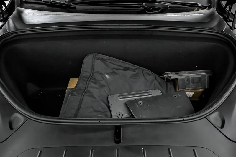 2019 Tesla Model X - Image 14 of 21