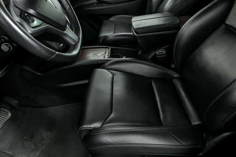 2019 Tesla Model X - Image 17 of 21