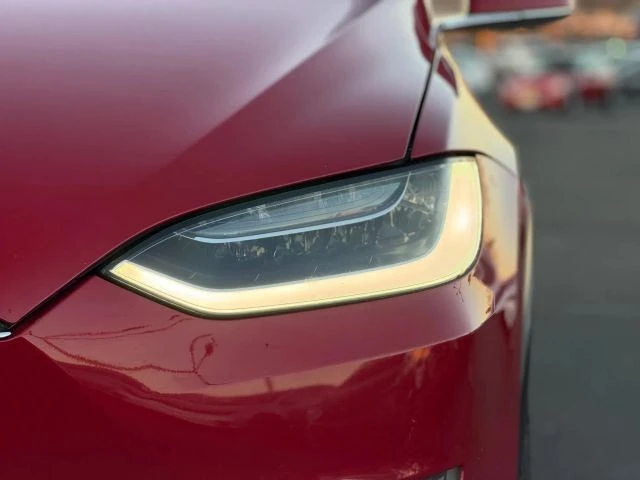 2019 Tesla Model X - Image 6 of 12