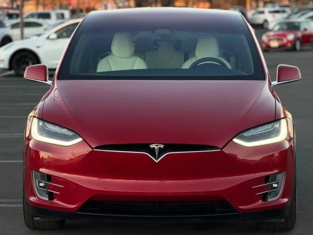 2019 Tesla Model X - Image 5 of 12