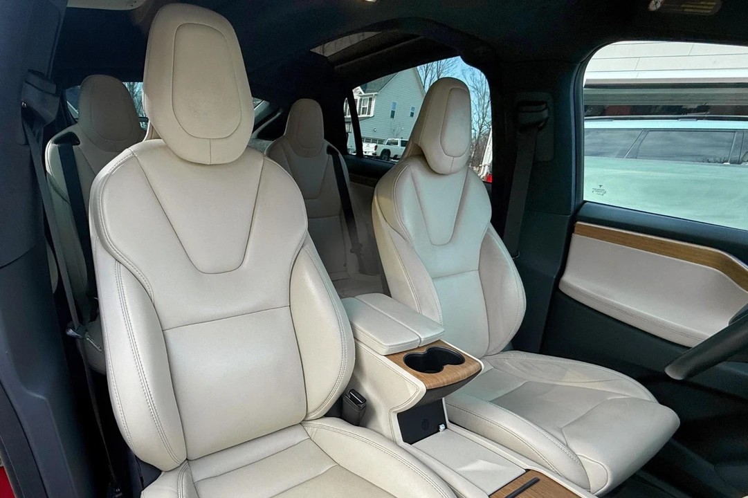 2019 Tesla Model X - Image 3 of 19