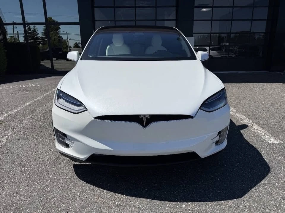 2019 Tesla Model X - Image 11 of 20