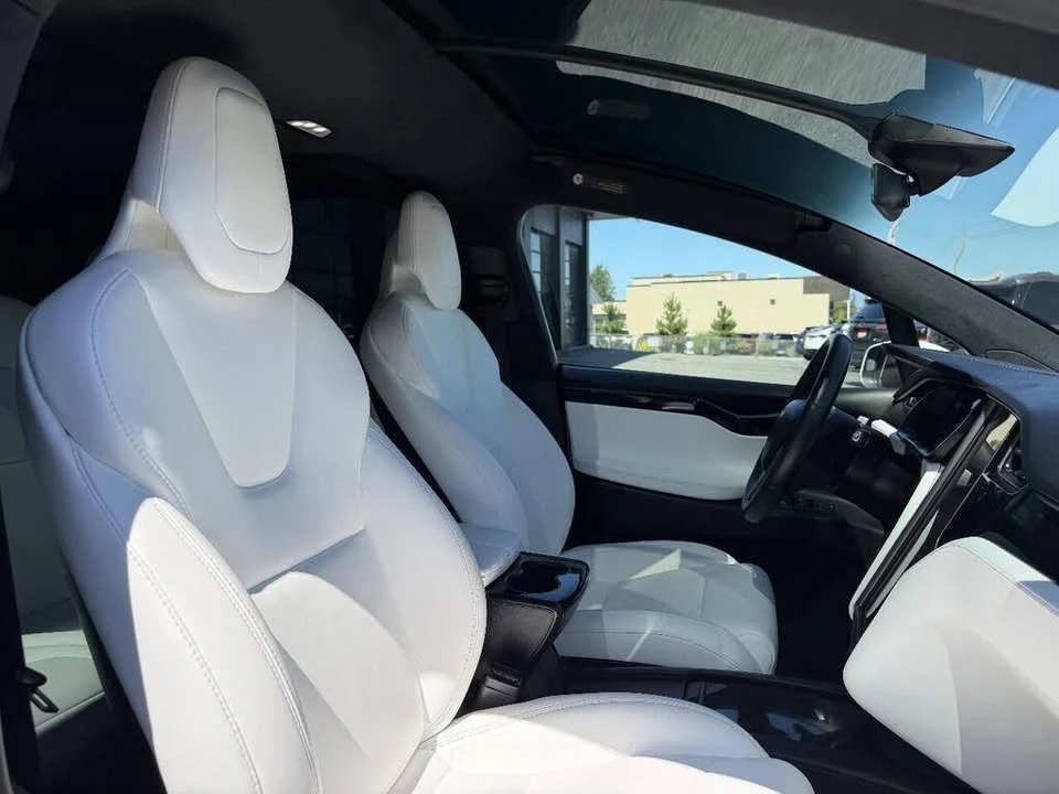 2019 Tesla Model X - Image 15 of 20
